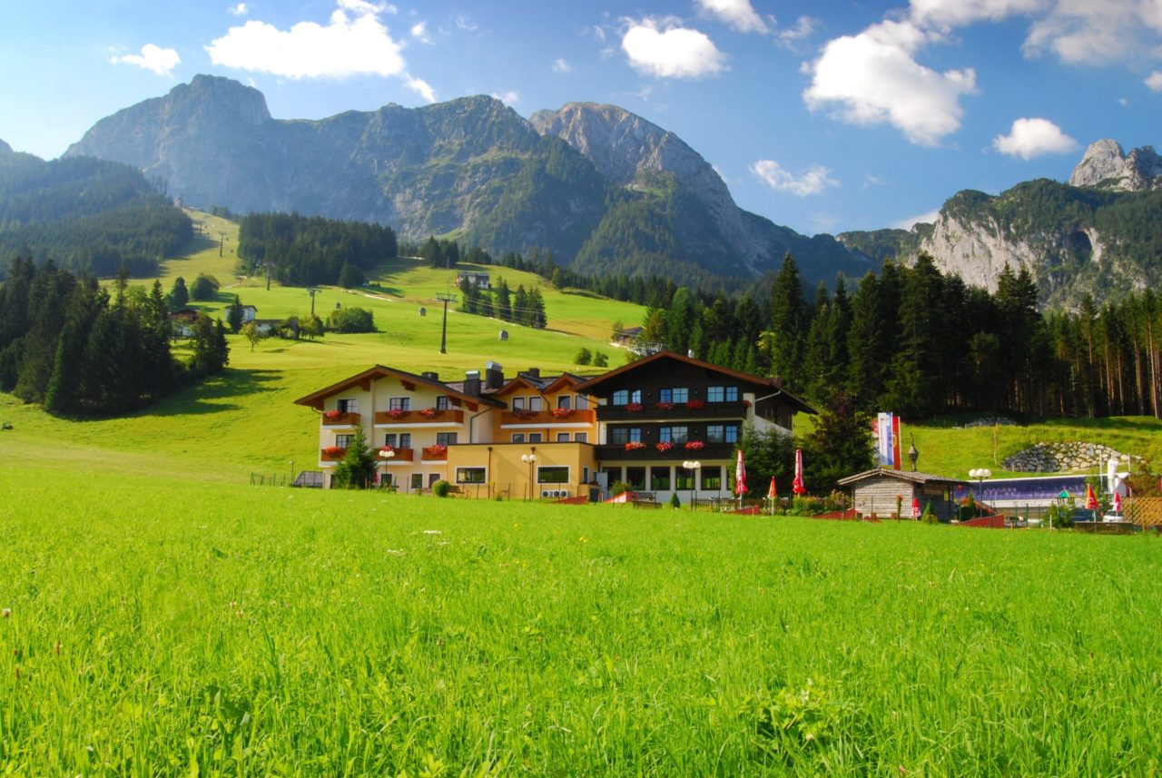 traunstein sommer hintenansicht 1 2